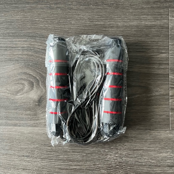 Brand New Jump Rope - Picture 1 of 1